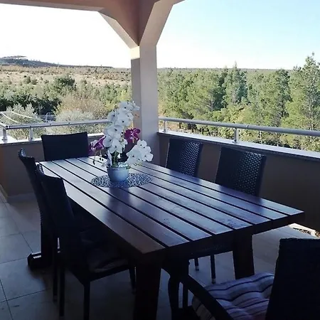Apartmán With Parking Space Rovanjska, Paklenica - 25431 Jasenice (Zadar)