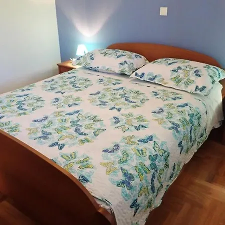 With Parking Space Rovanjska, Paklenica - 25431 Apartament *